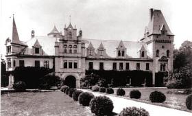 Schlosseingang 1936